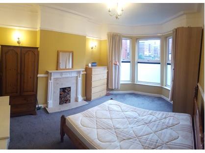 Room in a Shared House, Coleridge Road, M16
