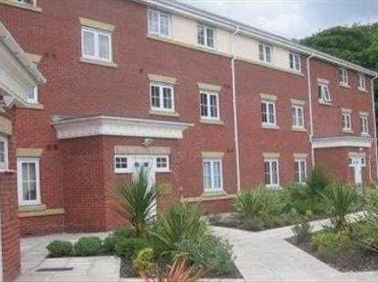 2 Bed Flat, Brampton Drive, PR5