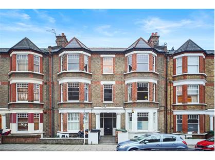 3 Bed Flat, Elmhurst Mansions, SW4