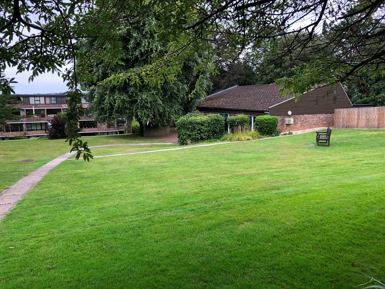 1 Bed Flat, Hazelwood Road, BS9 photo 2