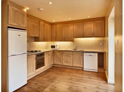 6 Bed Semi-Detached House, Wavell Way, SO22