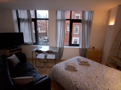 Studio Flat, Britannia House, LS1