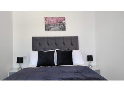1 Bed Flat, Chapel St, ST16