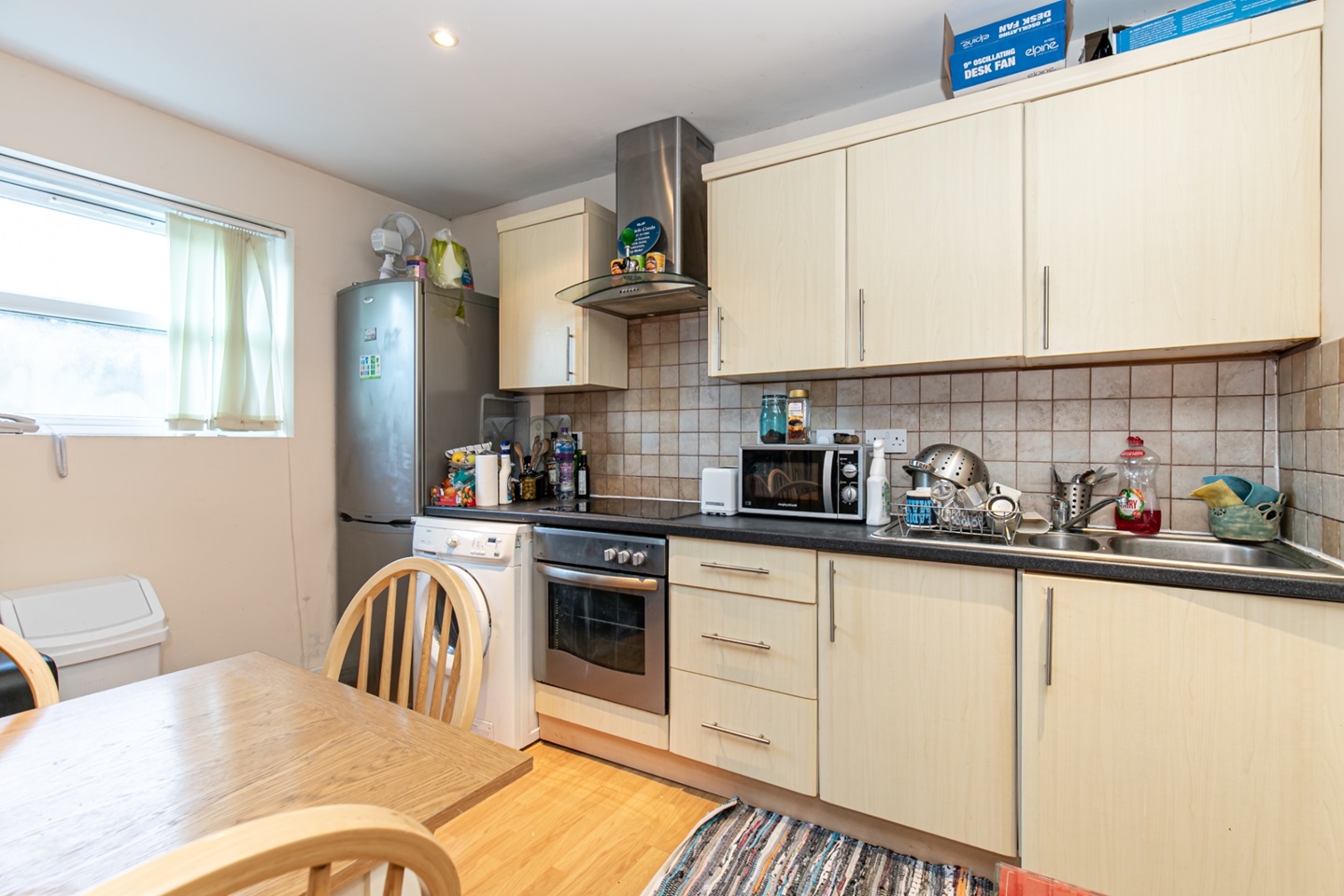 1 Bed Flat, Cowley Road, OX4 photo 5