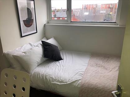 Room in a Shared House, Queens Road, S2