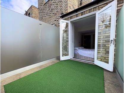 2 Bed Flat, Shepherds Bush, W12