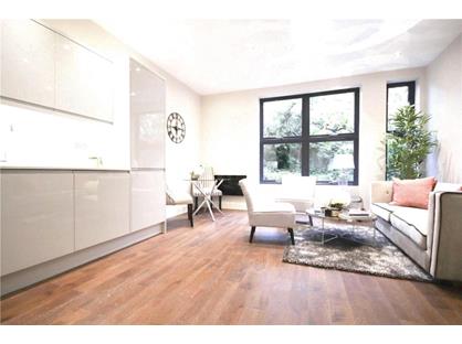 2 Bed Flat, Forth House, RG12