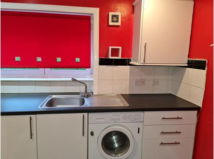 1 Bed Flat, Morar Drive, PA2