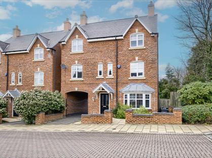 Room in a Shared House, Cardinal Close, B17