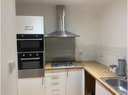 2 Bed Flat, Loccard Road, KA20