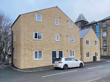 2 Bed Flat, Frances Street, HX5