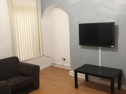 Room in a Shared House, Langton Road, L15