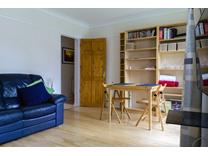 2 Bed Flat, Whitnell Way, SW15