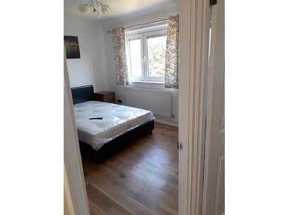 Room in a Shared Flat, Swanton Gardens, SW19