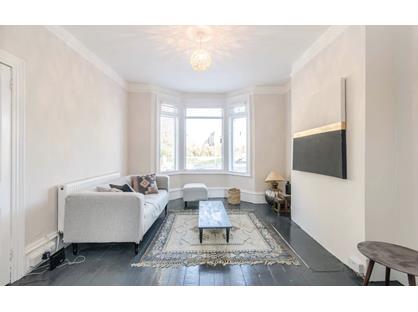 4 Bed Terraced House, Roundwood Road, NW10