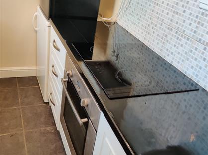 2 Bed Flat, Yarningale Road, CV3
