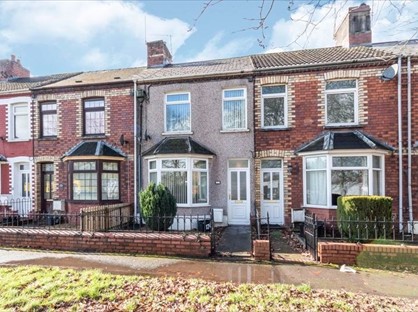 2 Bed Terraced House, Llantarnam Road, NP44