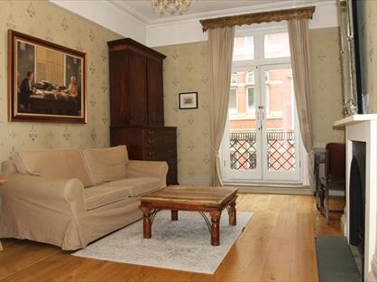 1 Bed Flat, Chancery Lane, WC2A
