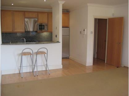 2 Bed Flat, Putney Hill, SW15