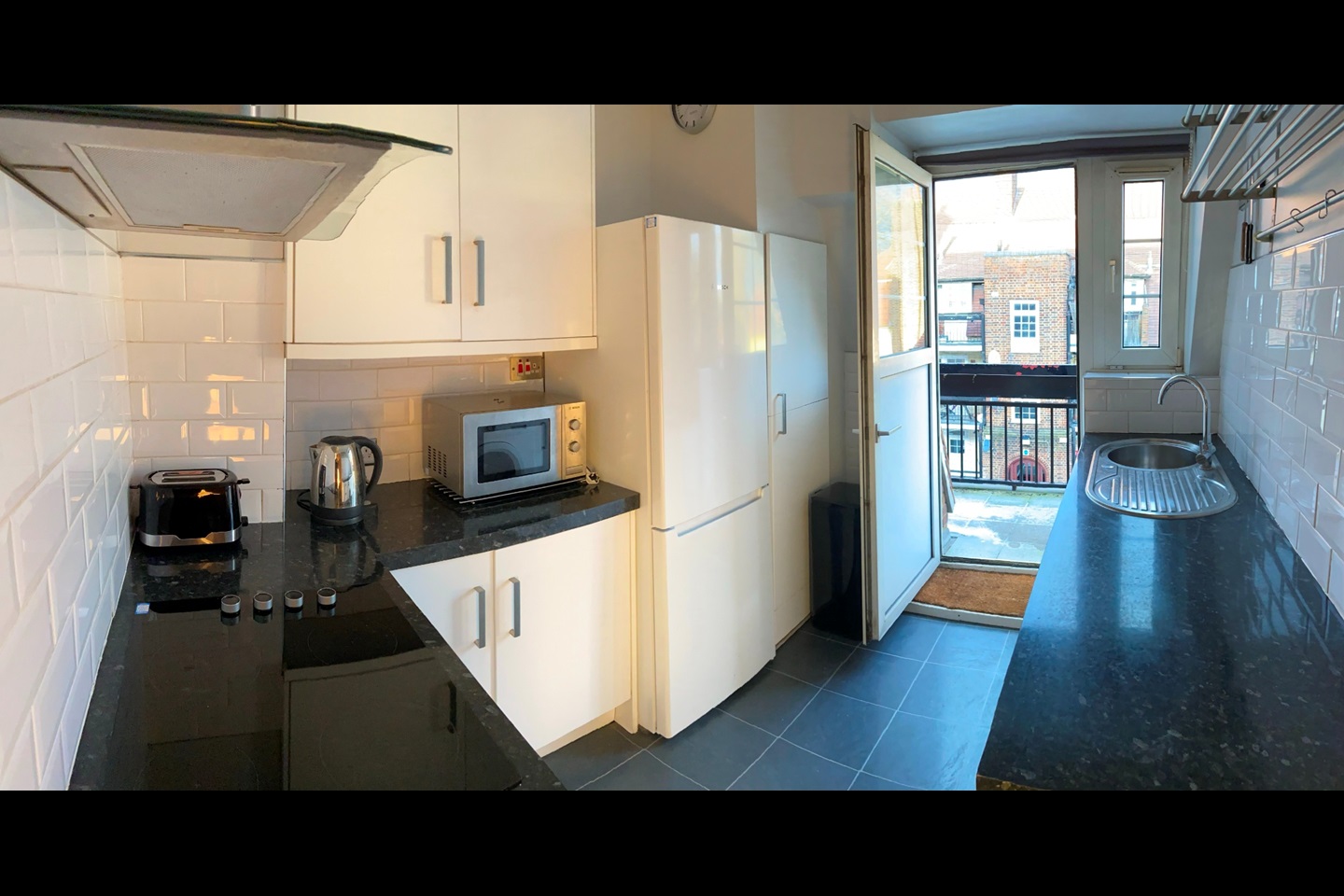 London 3 Bed Flat, Streatham Hill, SW16 To Rent Now for £2,000.00 p/m