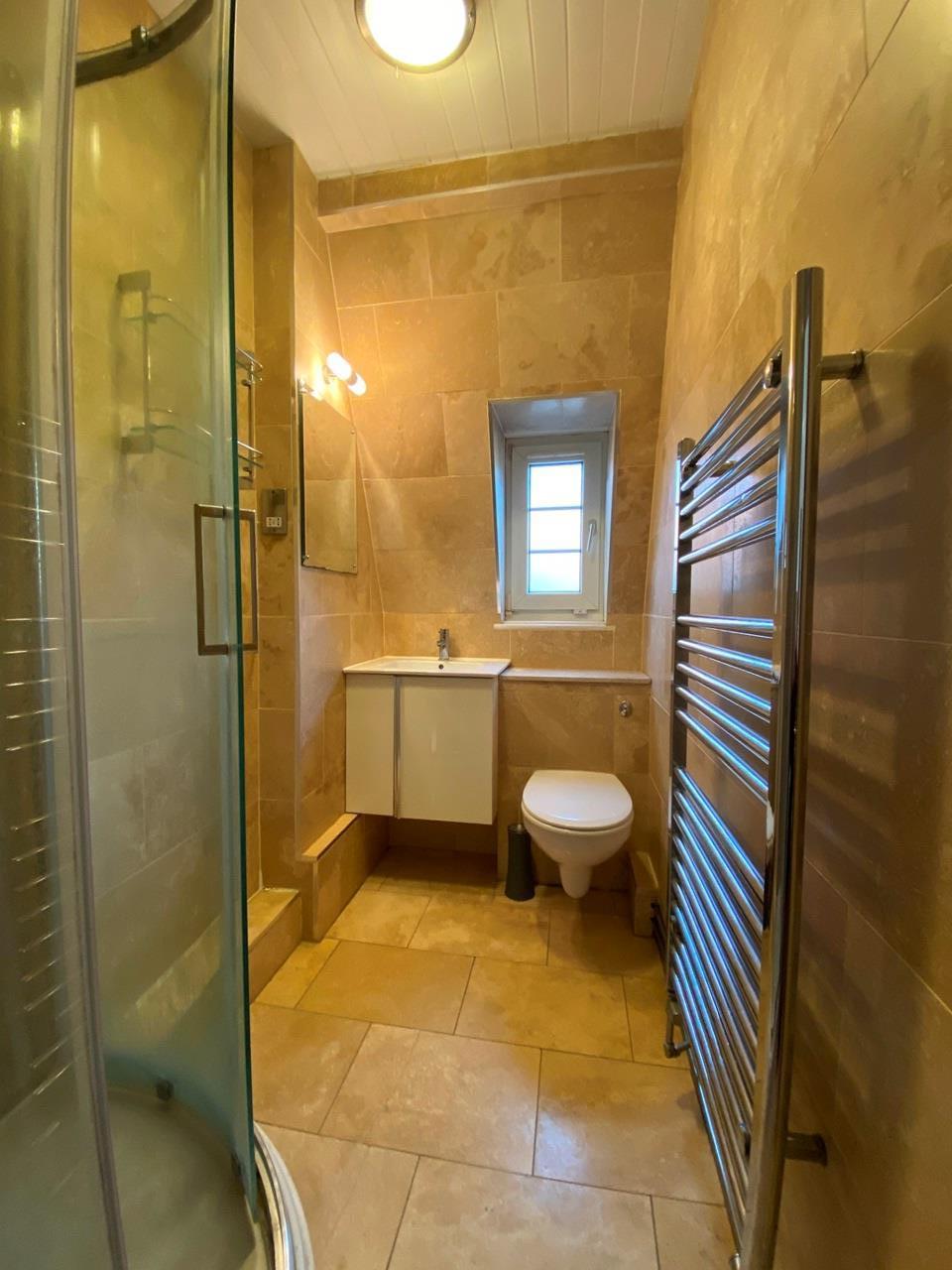 London 3 Bed Flat, Streatham Hill, SW16 To Rent Now for £2,000.00 p/m