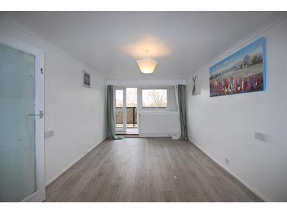 1 Bed Flat, Leontine Close, SE15