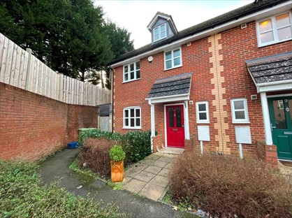 4 Bed Semi-Detached House, Walden Croft, MK6