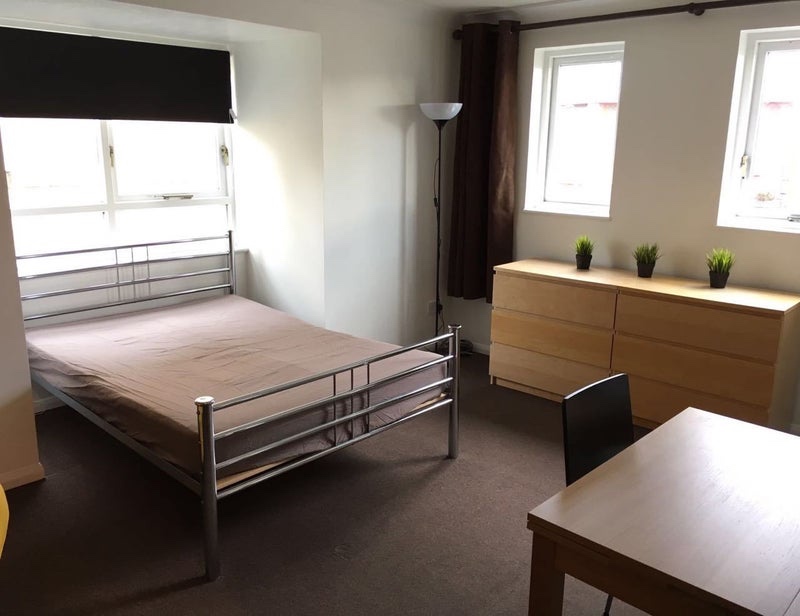 Additional image 3 of Studio Flat, Chaucer Drive, SE1, N1 7GU