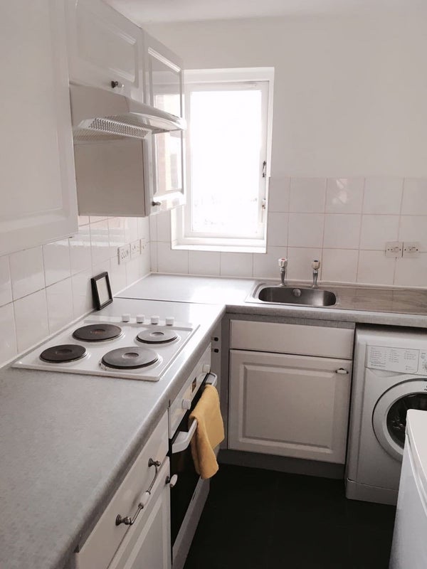 Additional image 8 of Studio Flat, Chaucer Drive, SE1, N1 7GU