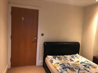 Room in a Shared Flat, Indescon Court, E14