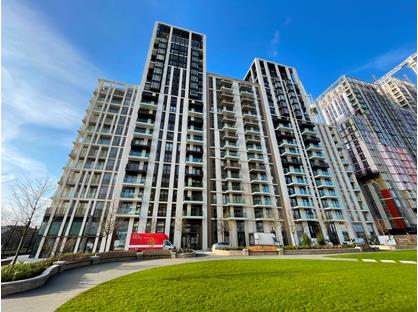 2 Bed Flat, Fountain Park Way, W12