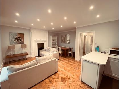 3 Bed Flat, Eardley Crescent, SW5