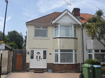 6 Bed Semi-Detached House, Merton Road, SO17