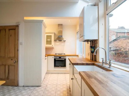 3 Bed Terraced House, Rushmere Avenue, M19