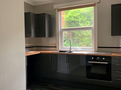 2 Bed Flat, St. Edward Street, ST13