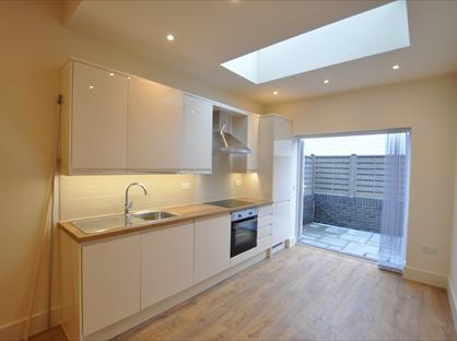 1 Bed Flat, High Road, N2