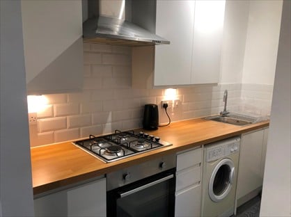 1 Bed Flat, Old Lansdowne Road, M20