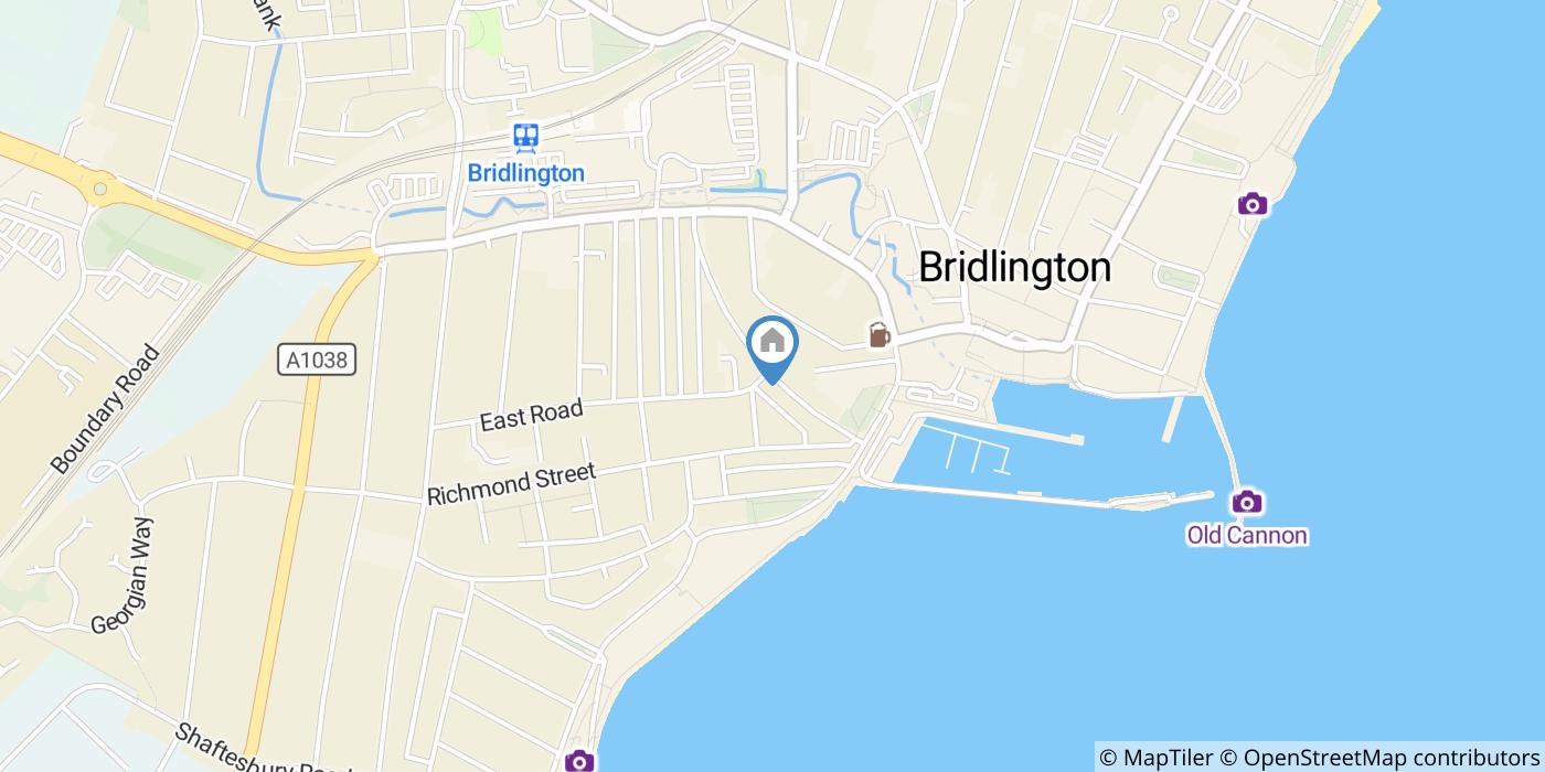 2 Bed Flat, Windsor Crescent, YO15