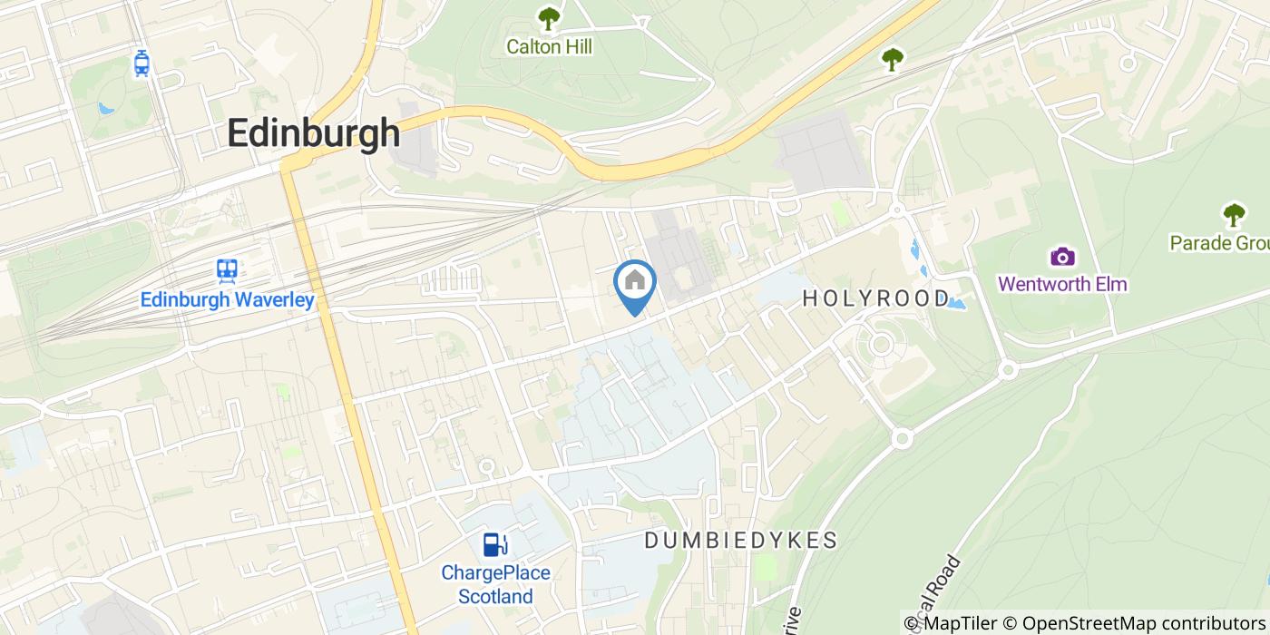 3 Bed Flat, Canongate, EH8
