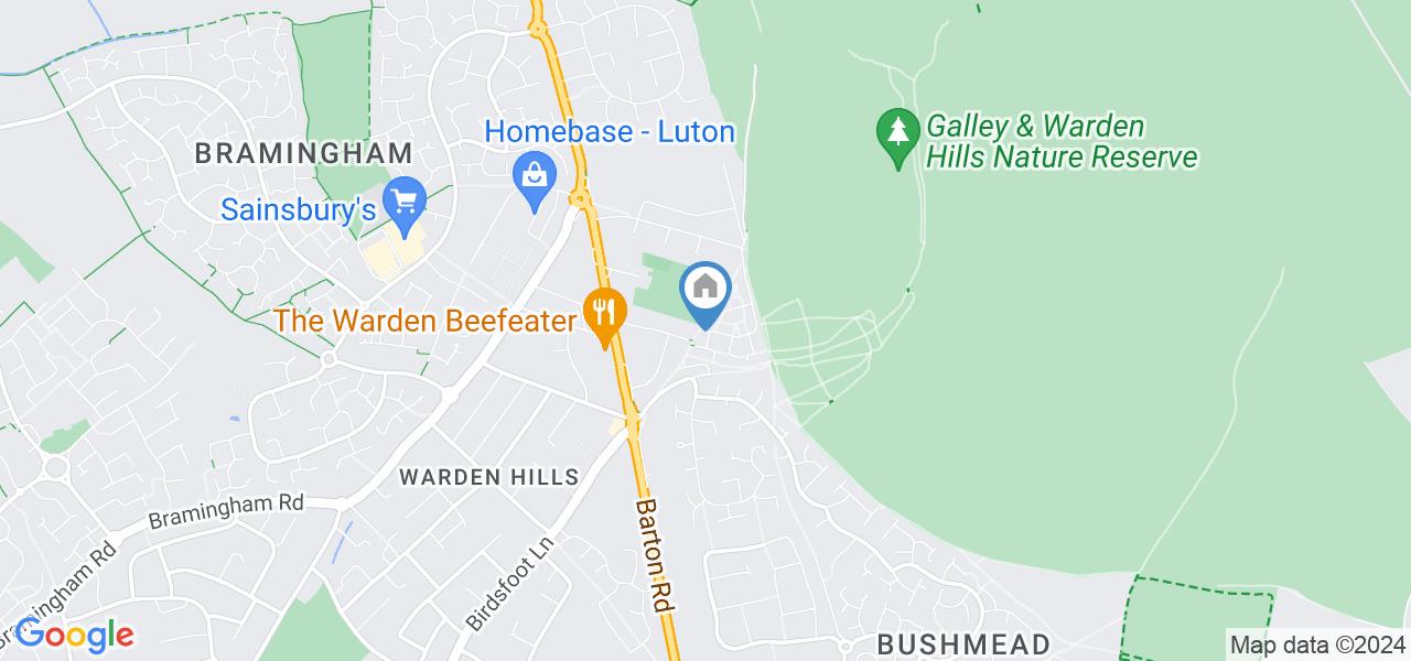 2 Bed Terraced House, Links Way, LU2