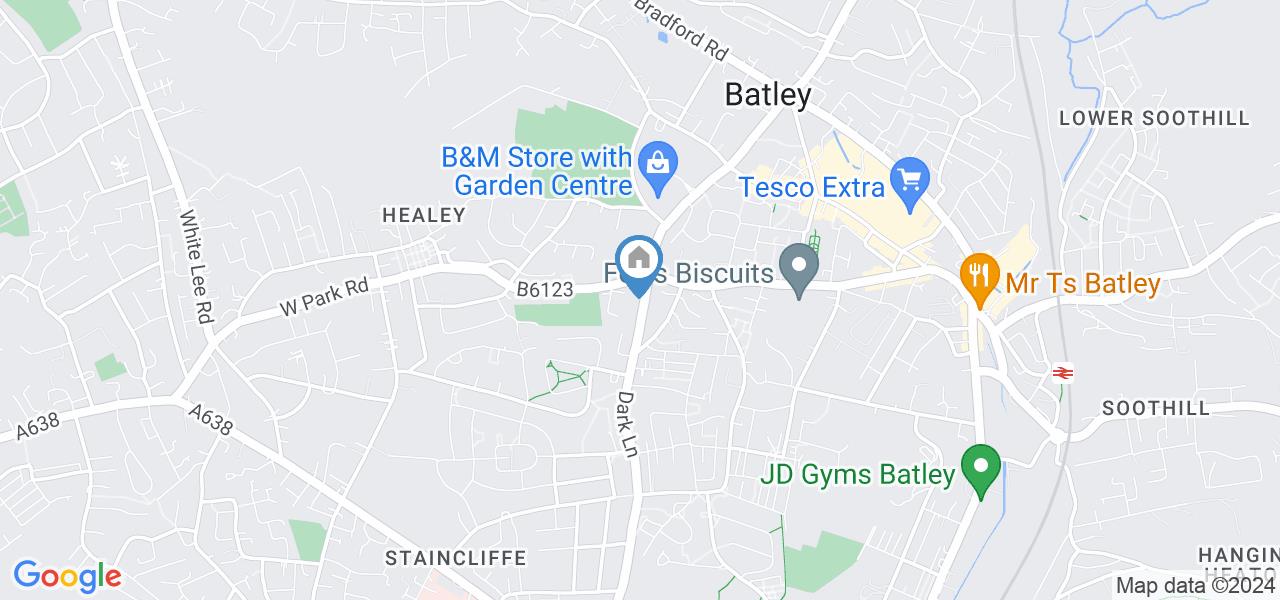 3 Bed Semi-Detached House, Clerk Green Street, WF17