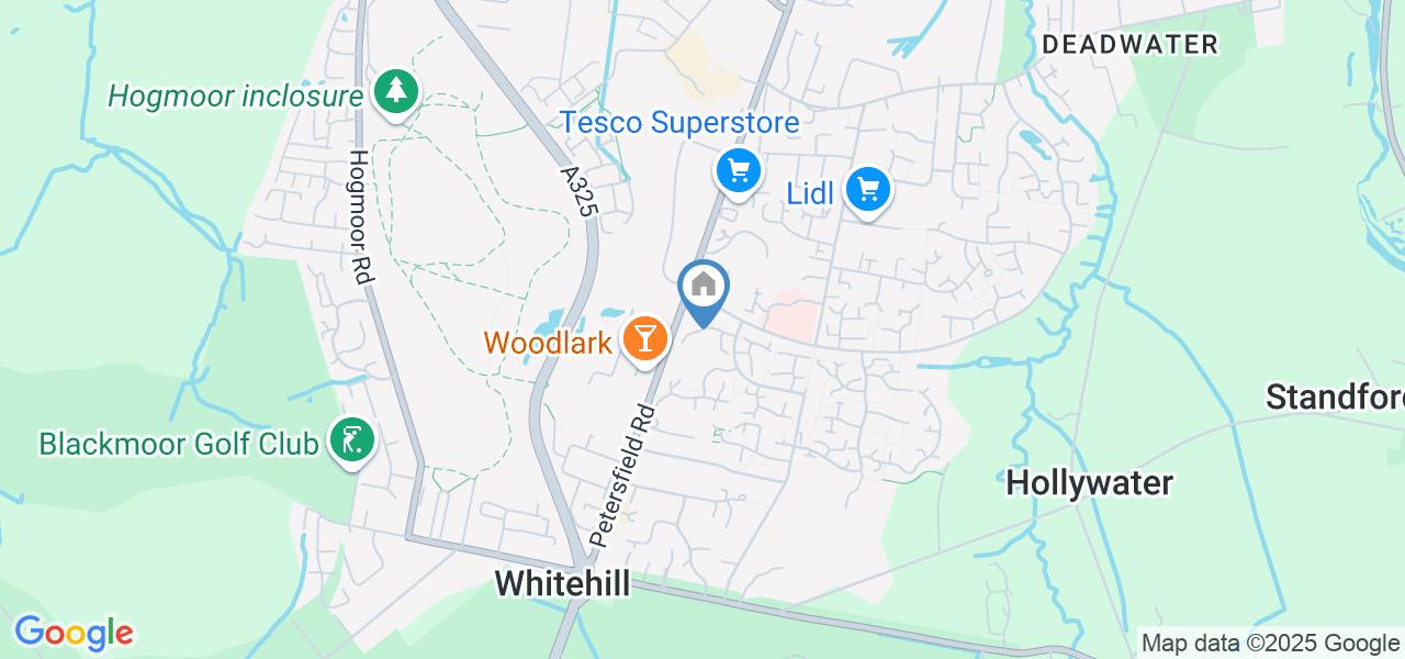 Studio Flat, Wellington Avenue, GU35