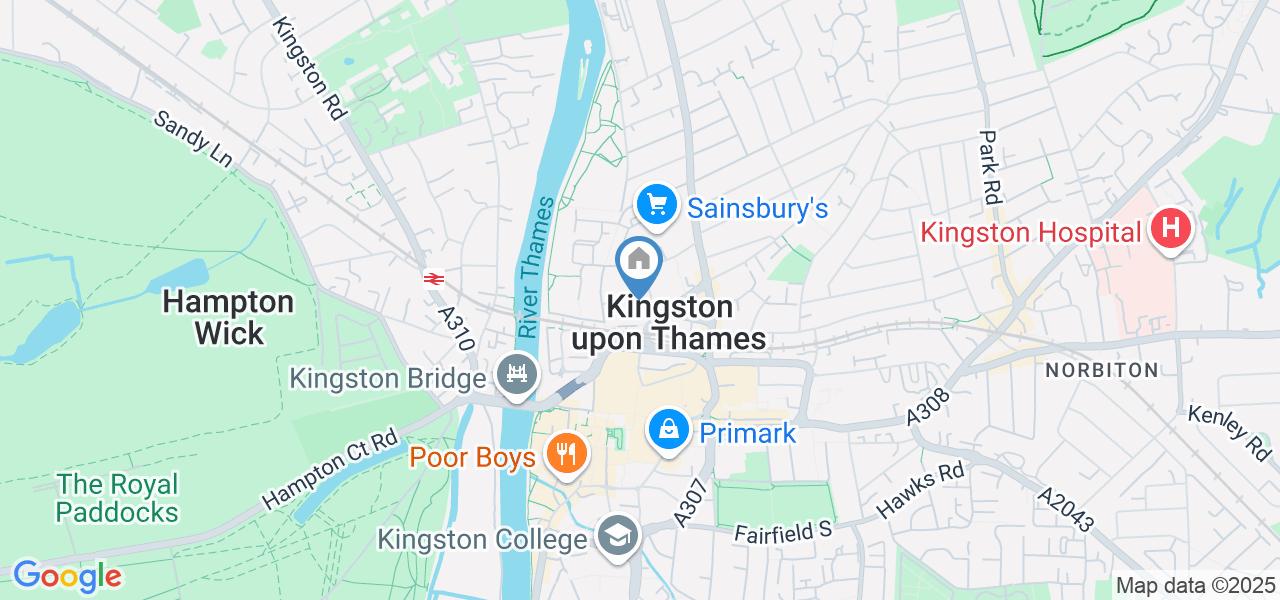 Room in a Shared Flat, Carisbrooke House, KT2