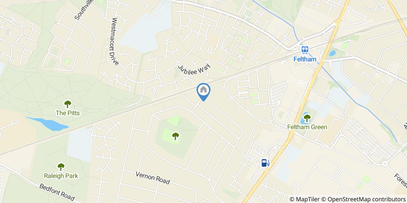 2 Bed Semi-Detached House, Hanover Avenue, TW13