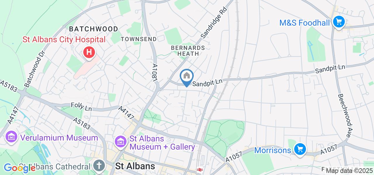 2 Bed Penthouse, Avenue Road, AL1