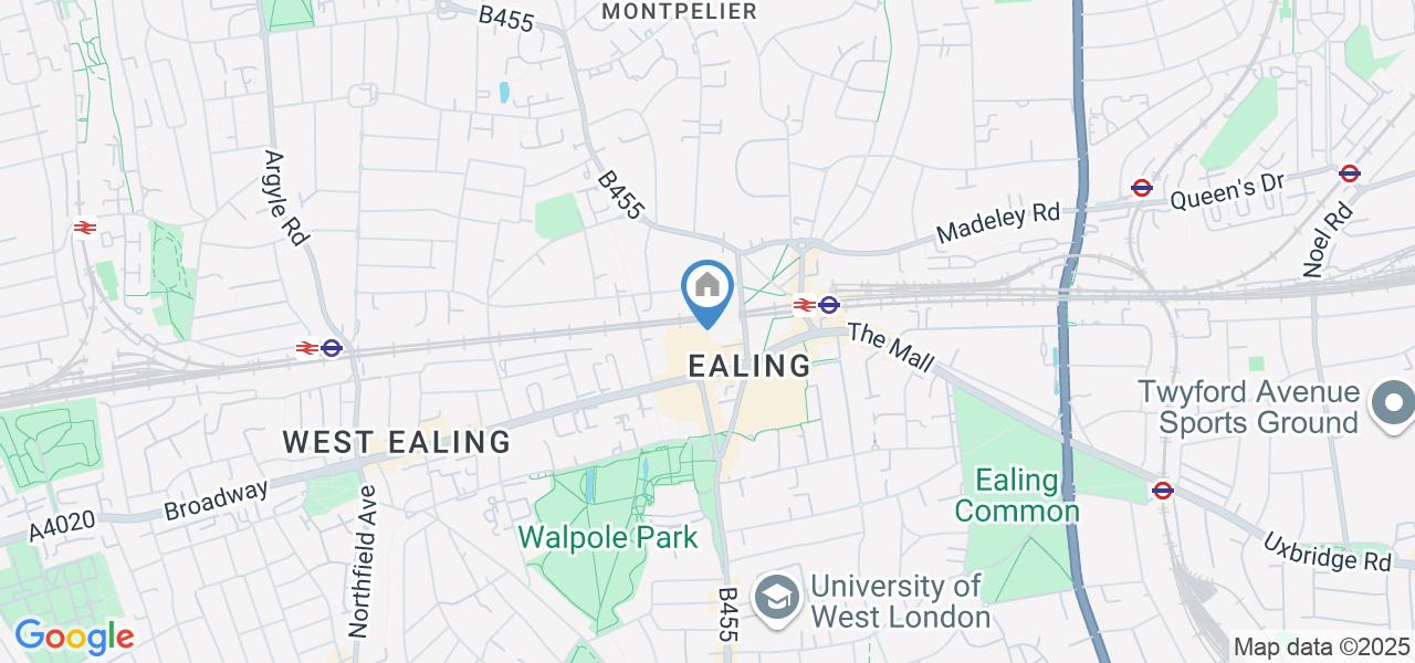 2 Bed Flat, Dickens Yard, W5