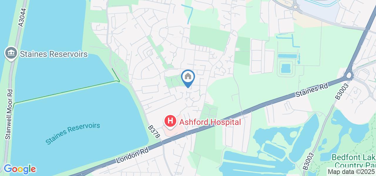 4 Bed Semi-Detached House, Bed Semi-Detached House, TW19