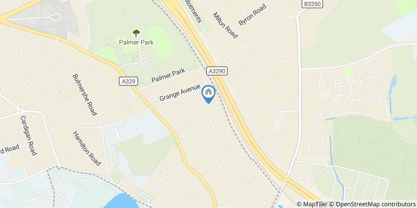 2 Bed Flat, Pitcroft Avenue, RG6