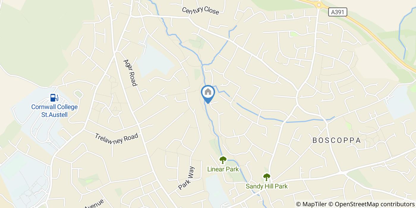 3 Bed Semi-Detached House, Longpark Way, PL25