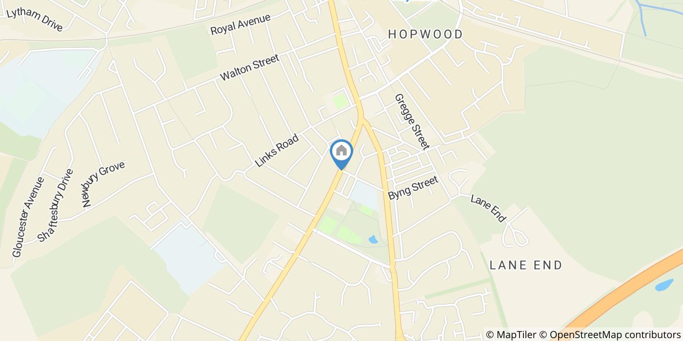 4 Bed Semi-Detached House, Manchester  Rd, OL10